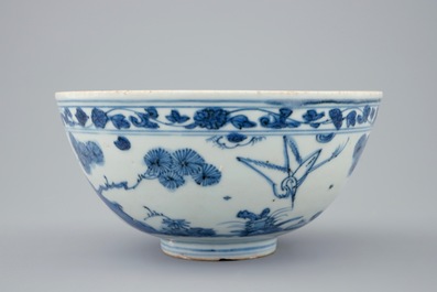 A Chinese blue and white bowl with cranes, Ming Dynasty